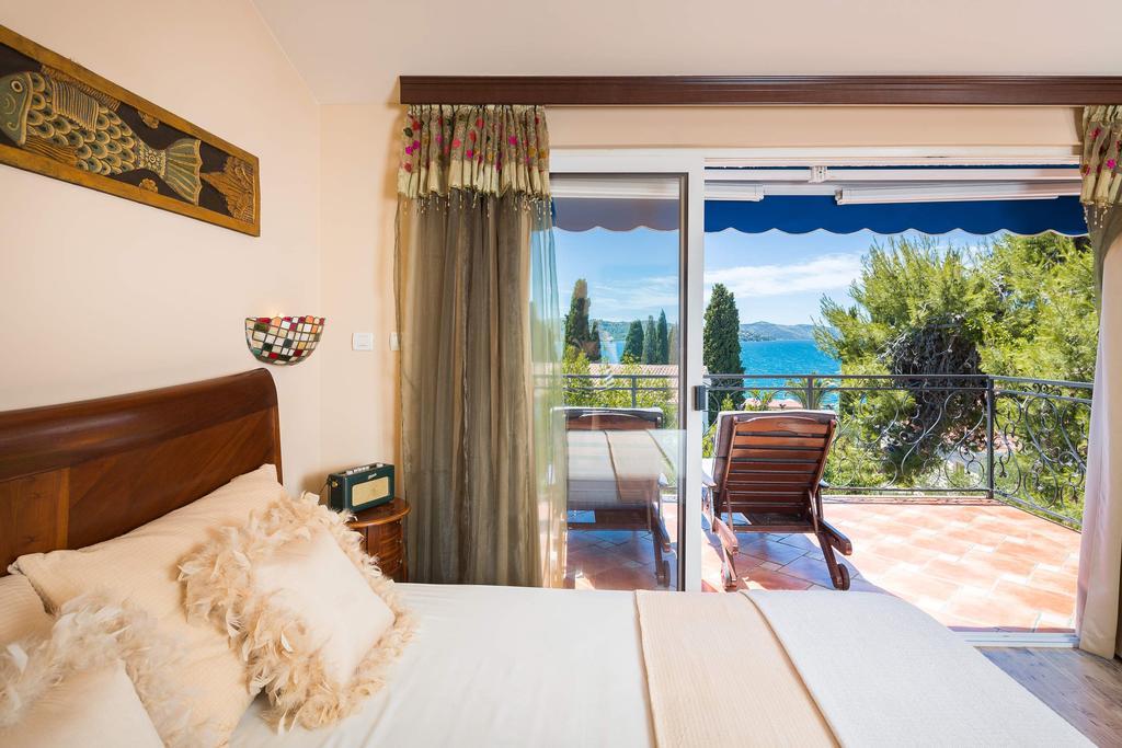 Villa Em Τρογκίρ Εξωτερικό φωτογραφία
