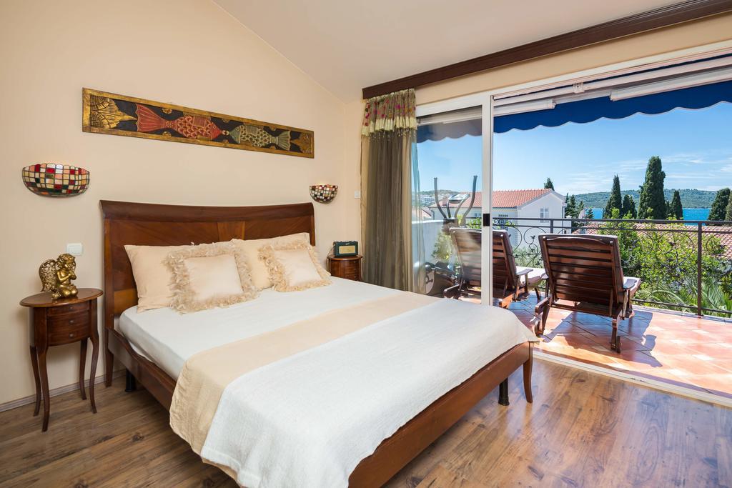 Villa Em Τρογκίρ Εξωτερικό φωτογραφία