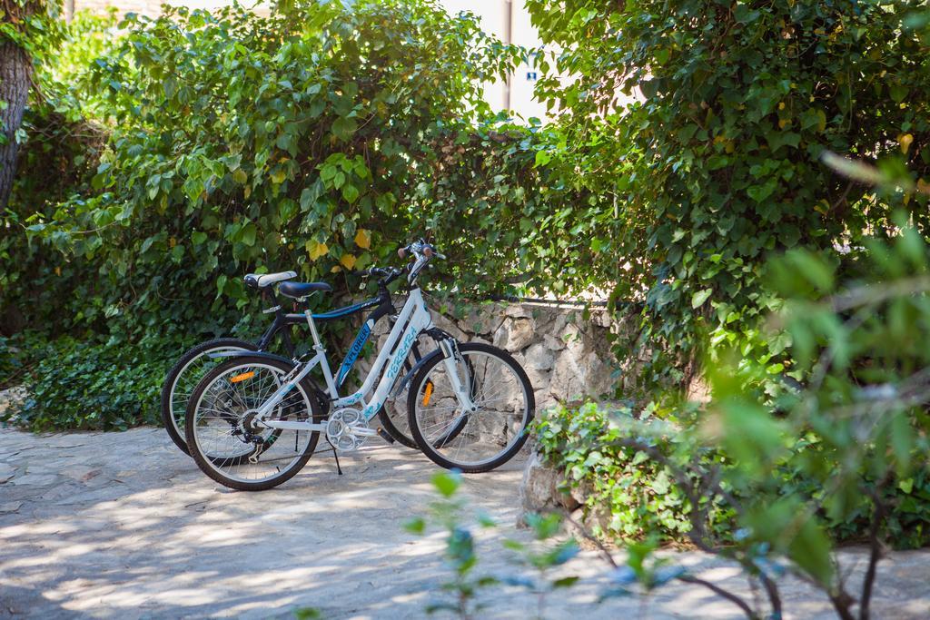 Villa Em Τρογκίρ Εξωτερικό φωτογραφία