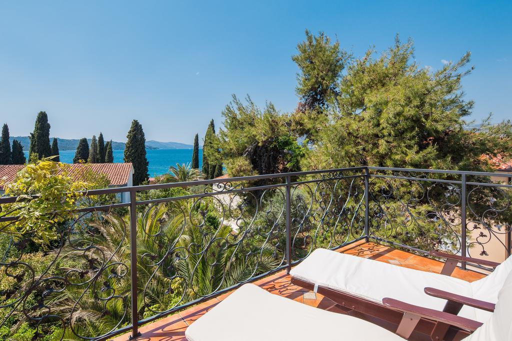 Villa Em Τρογκίρ Εξωτερικό φωτογραφία